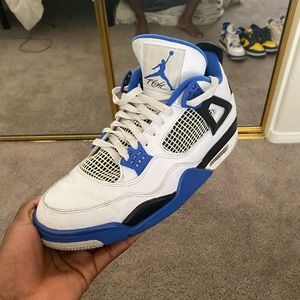 JORDAN RETRO 4 ROYAL BLUE CLASSIC